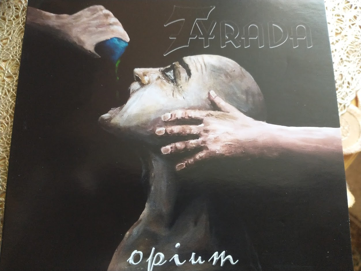 tyrada-opium-recenzja