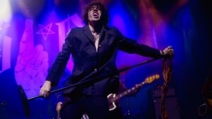 Read more about the article Barns Courtney, The Struts (+ James Bruner) | 17.10.2024 | Warszawa, Progresja| Relacja tekstowa + Foto Maciej Kobylański | org. Winiary Bookings