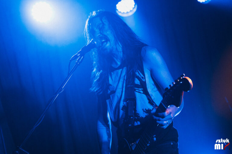 FRAIL BODY-galeria