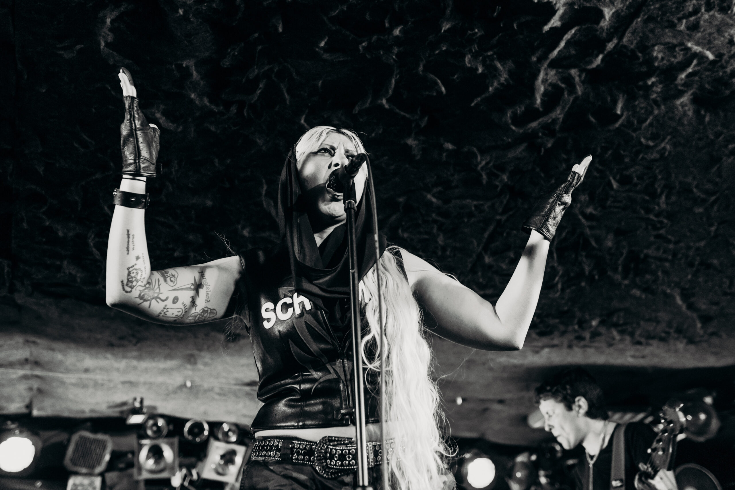 Read more about the article King Woman (+ Datûra) | 10.08.2025 | Warszawa, Klub VooDoo | fot. Martyna Gut | tekst: Mariusz Jagiełło, org. Winiary Bookings