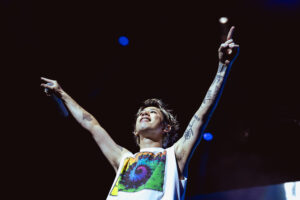 Read more about the article One Ok Rock (+Paledusk) | 27.10.2025 | Warszawa, COS Torwar | Fot. Ada Woźniacka | org. Winiary Bookings