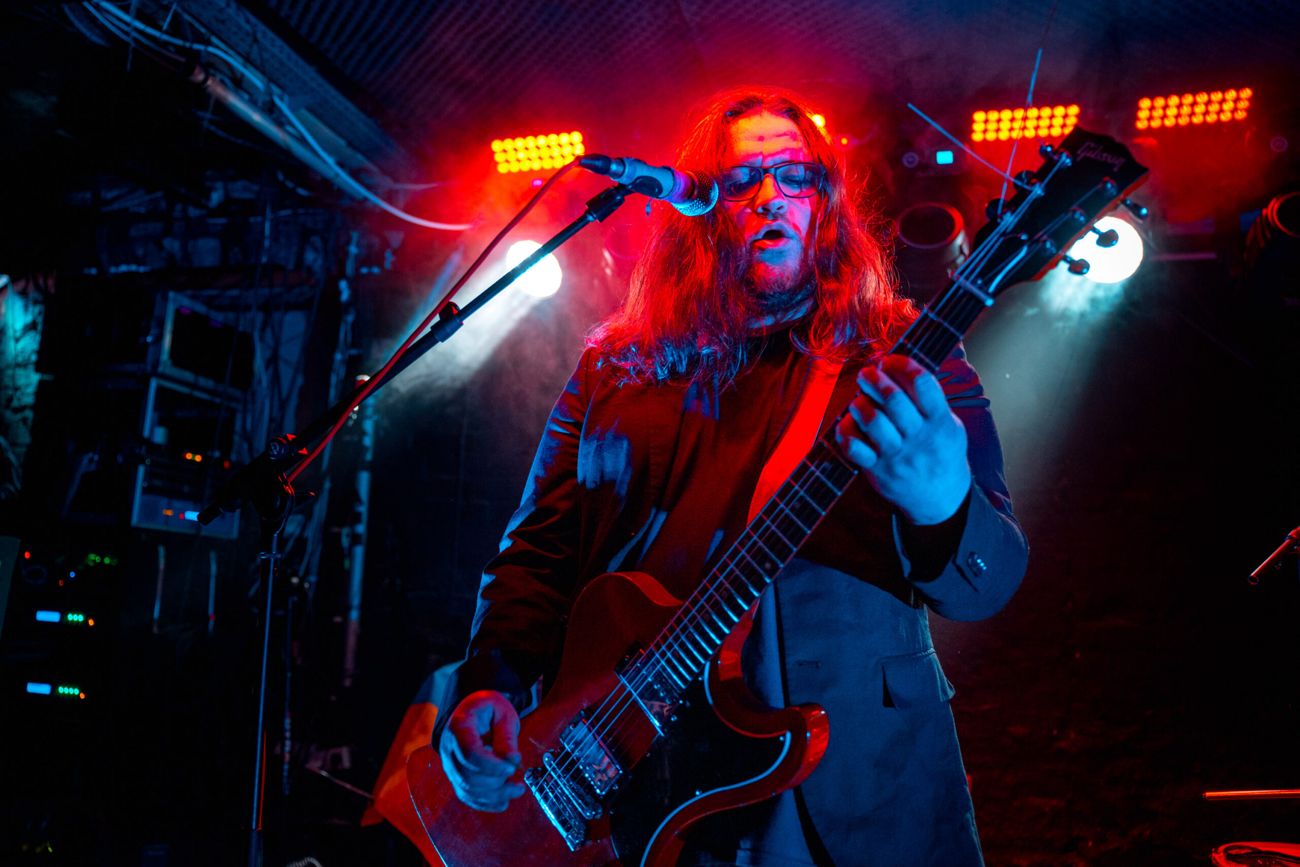 Read more about the article Wheel + Stoned Jesus (+Ice Sealed Eyes) | 25.03.2026 | Warszawa, Hydrozagadka | Fot. Kuba Ryszkiewicz | org. Knock Out Productions